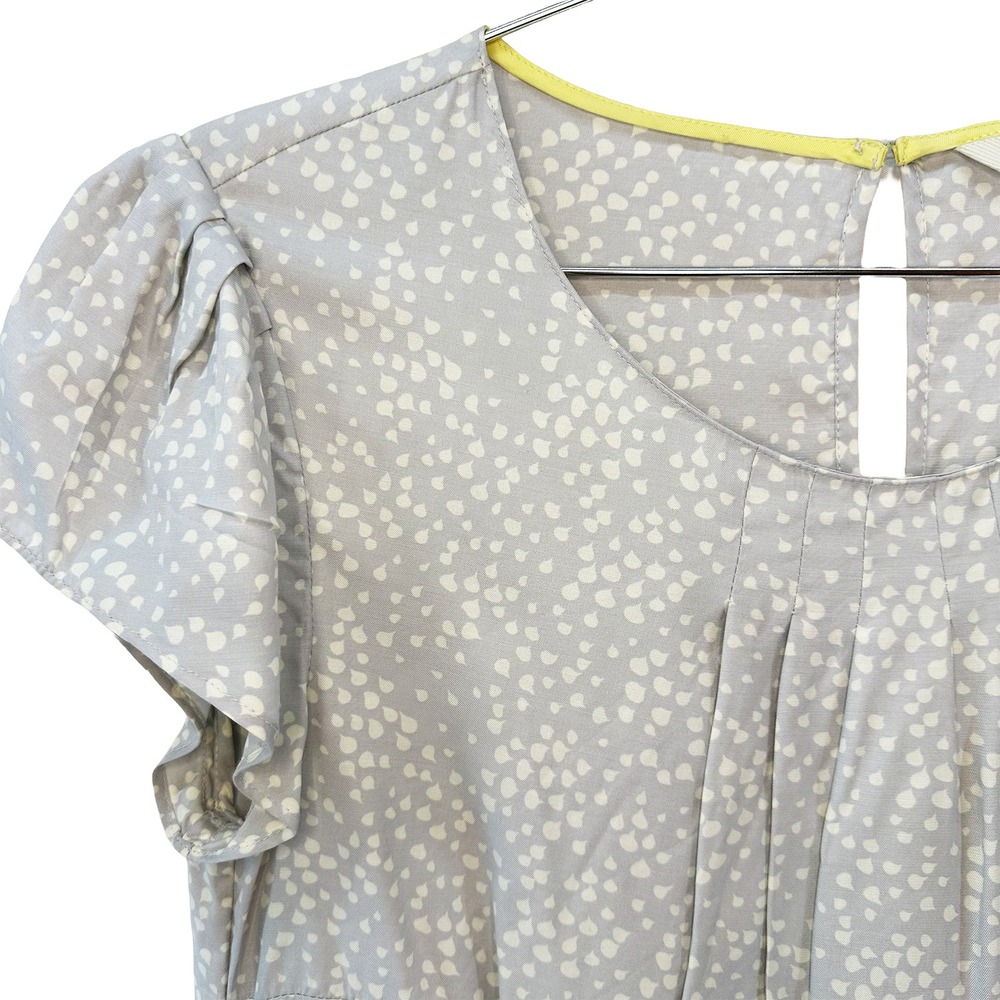 BODEN Silk Blend Leaf Print Cap Sleeve Blouse • 4 • gray, white